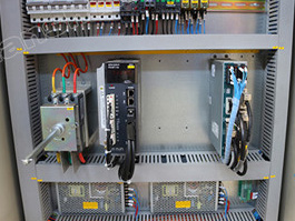 Máy chấn servo điện-thủy lực CNC kết hợp bộ điều khiển DELEM DA52S