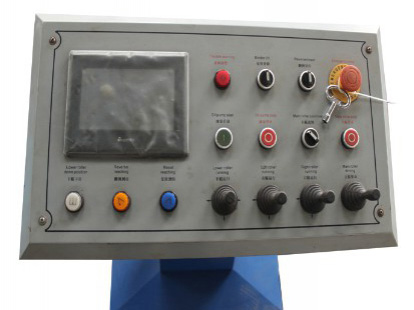 Máy lốc tôn thủy lực 4 trục